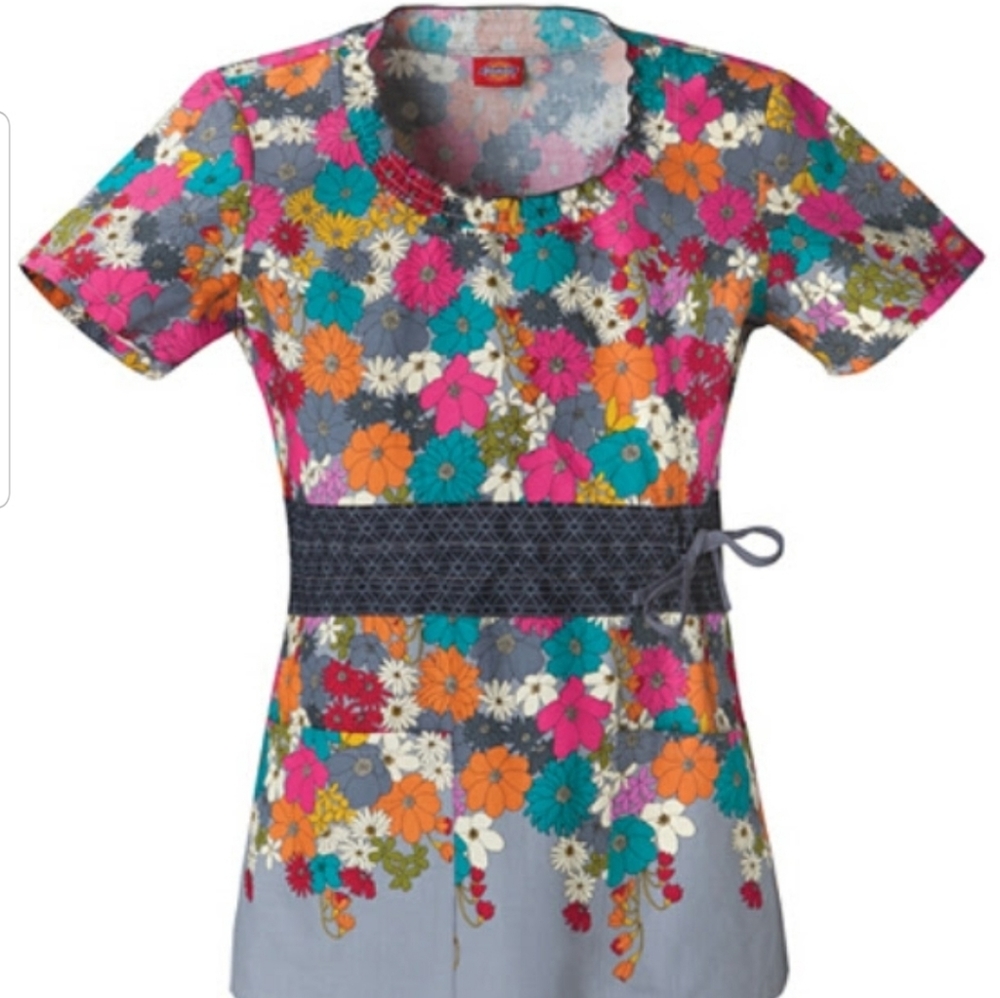 Dickies Nursing Scrub Top